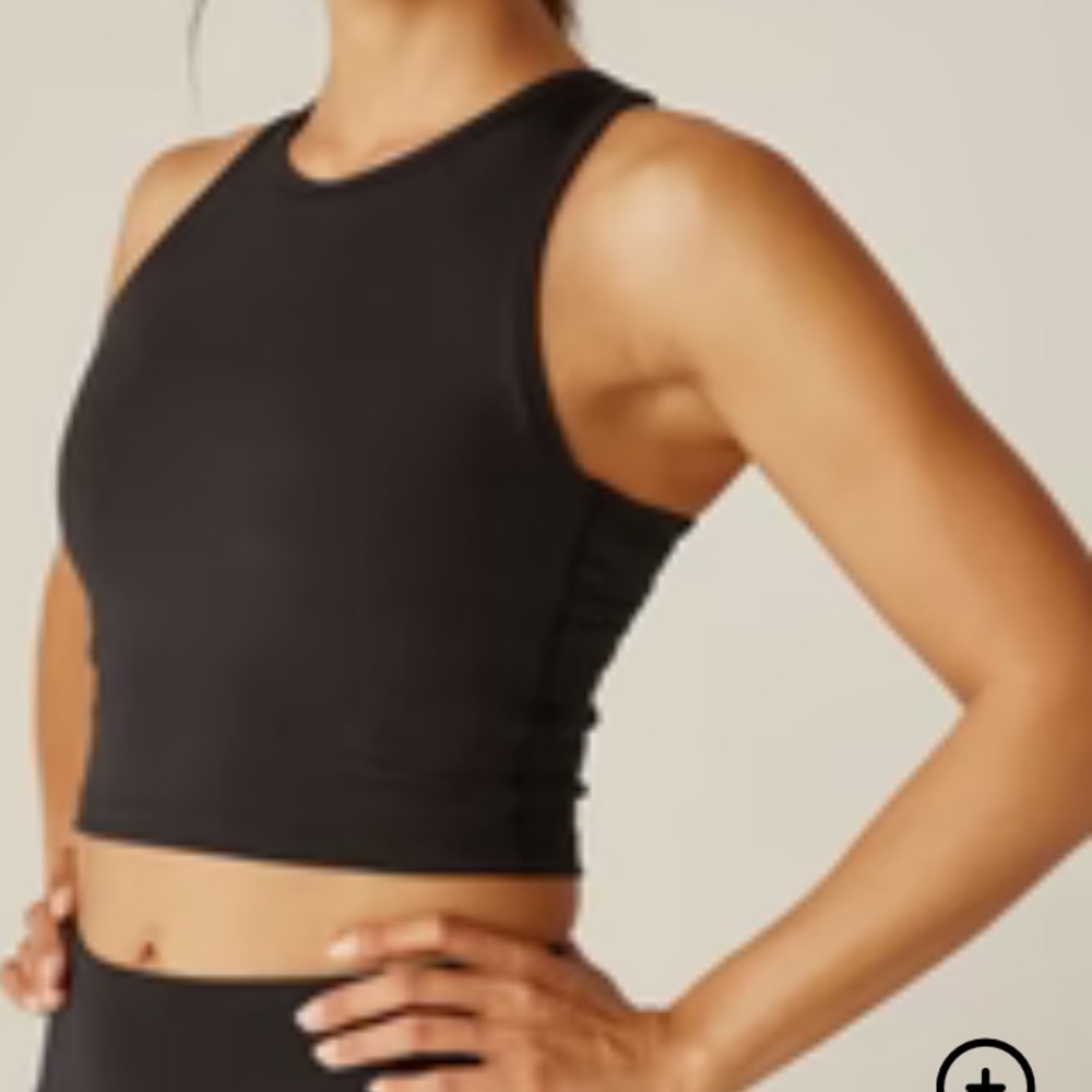 Beyond Yoga POWERBEYOND™ Strive Cropped Tank - Retro Red - Picture 5 of 6